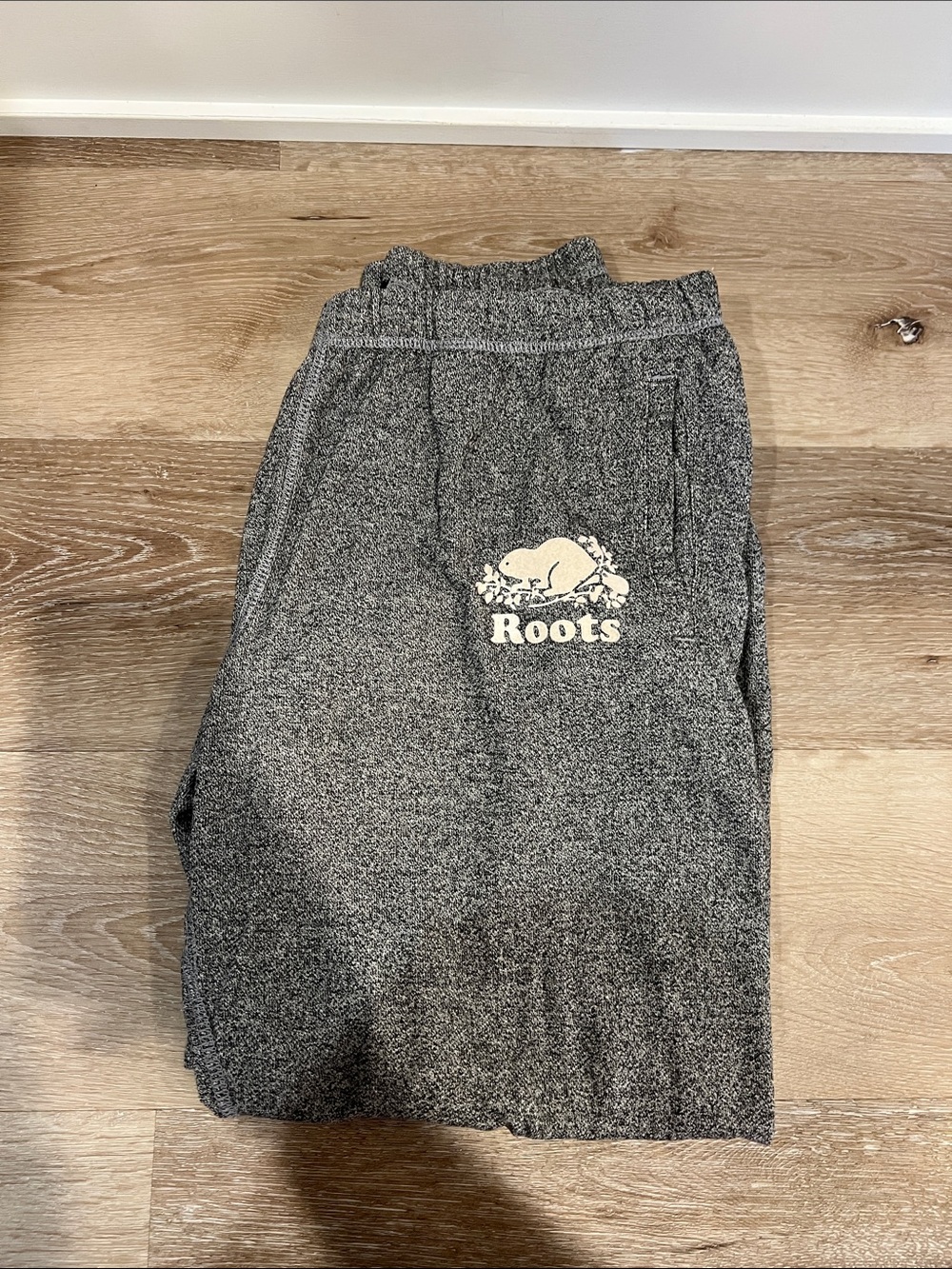 Roots womens Heather Gray Sweatpants with Cream Logo